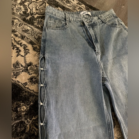 Lane 201 Pearl Jeans!!! 🤍 - Picture 3 of 5